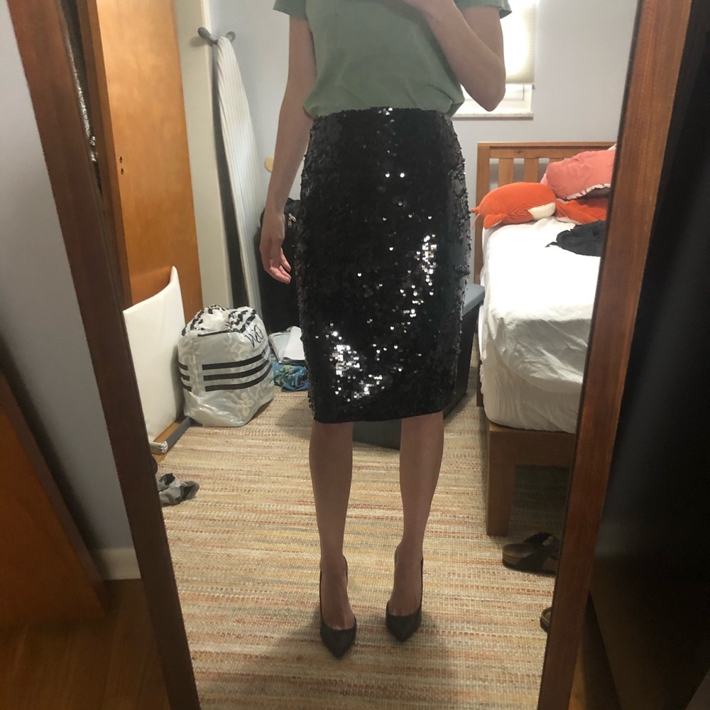 Express high rise sequence skirt